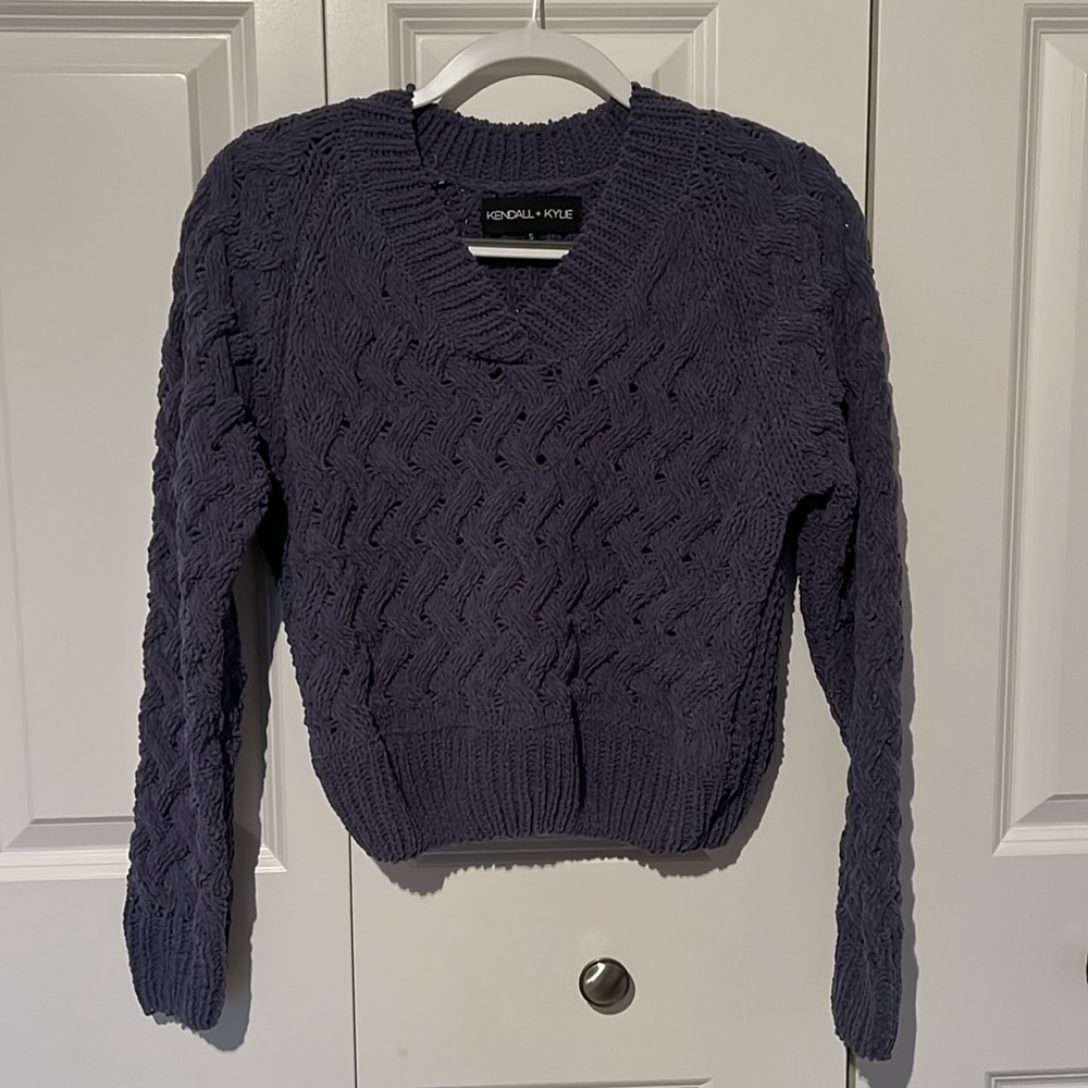 Women’s crop top sweater- size small